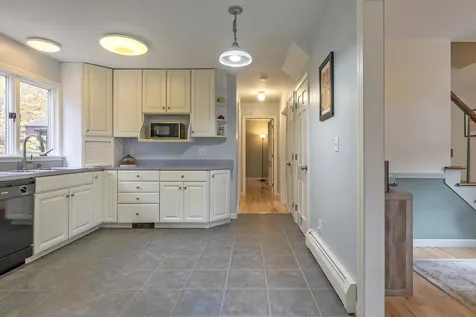 81 Evergreen Lane Londonderry VT 05148