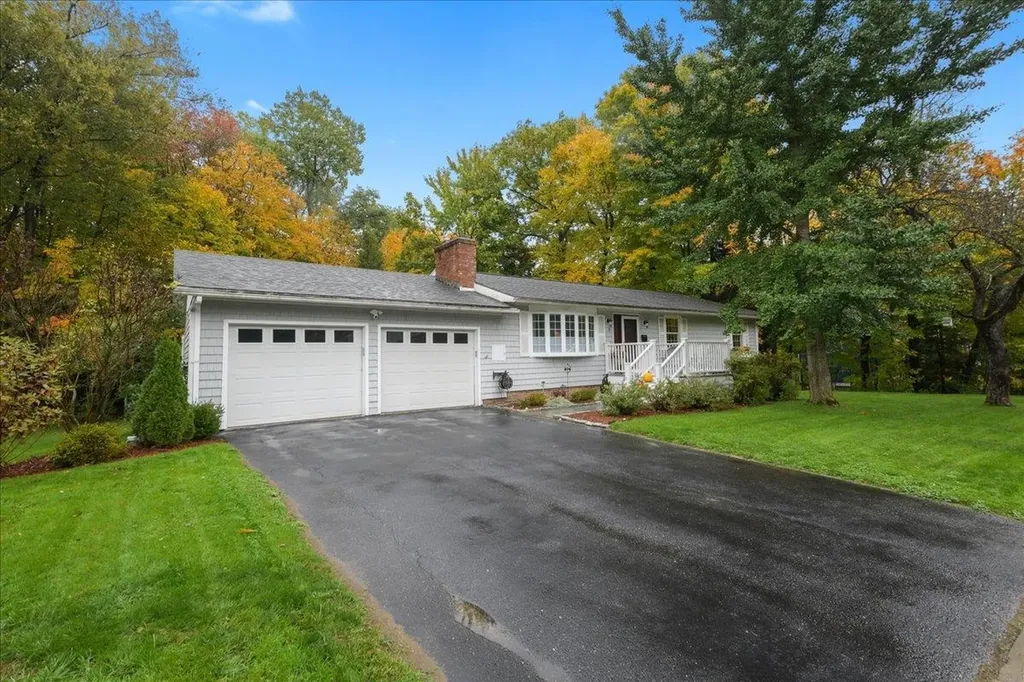 5 Beechwood Lane South Burlington VT 05403
