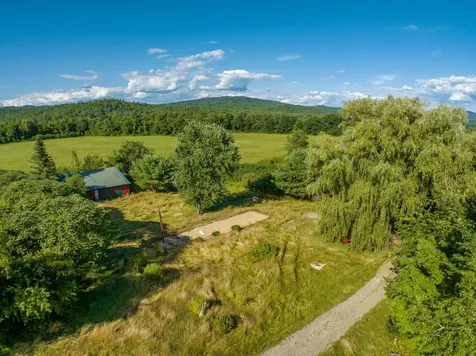 12 Smith Bridge Road Plymouth NH 03264