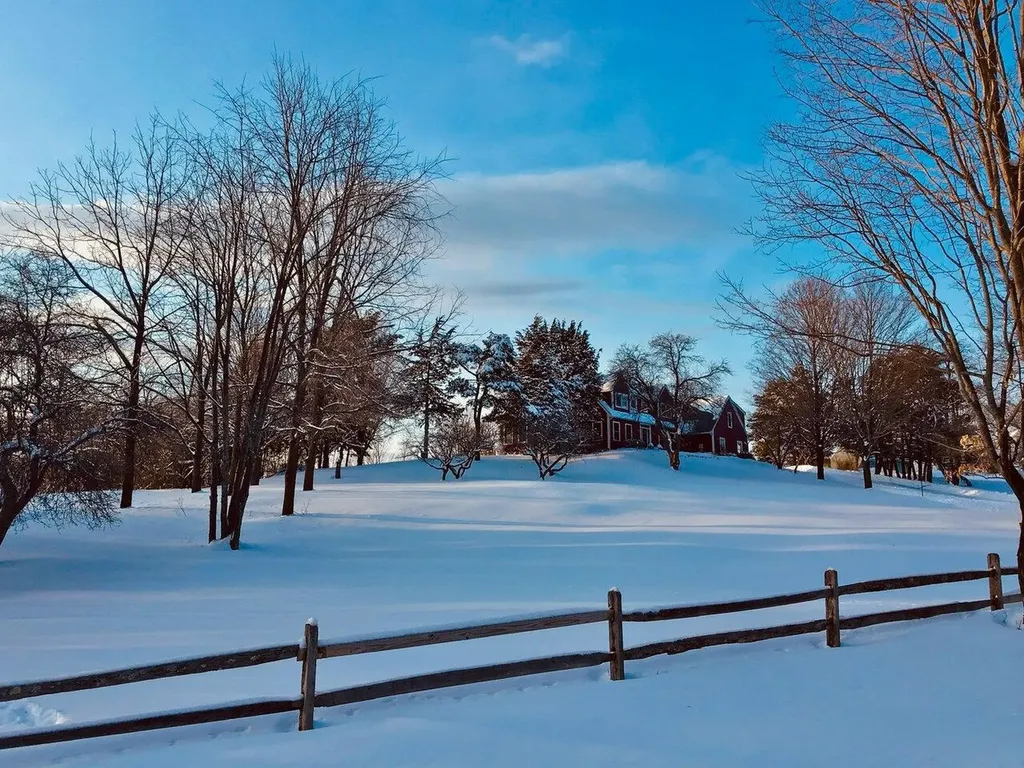 33 Vista Drive Shelburne VT 05482