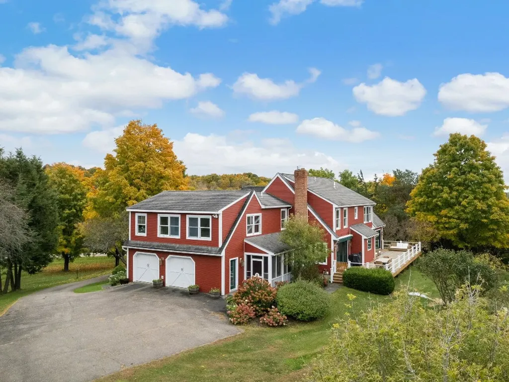 33 Vista Drive Shelburne VT 05482