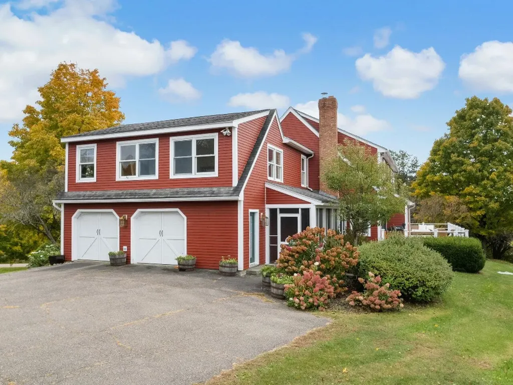 33 Vista Drive Shelburne VT 05482