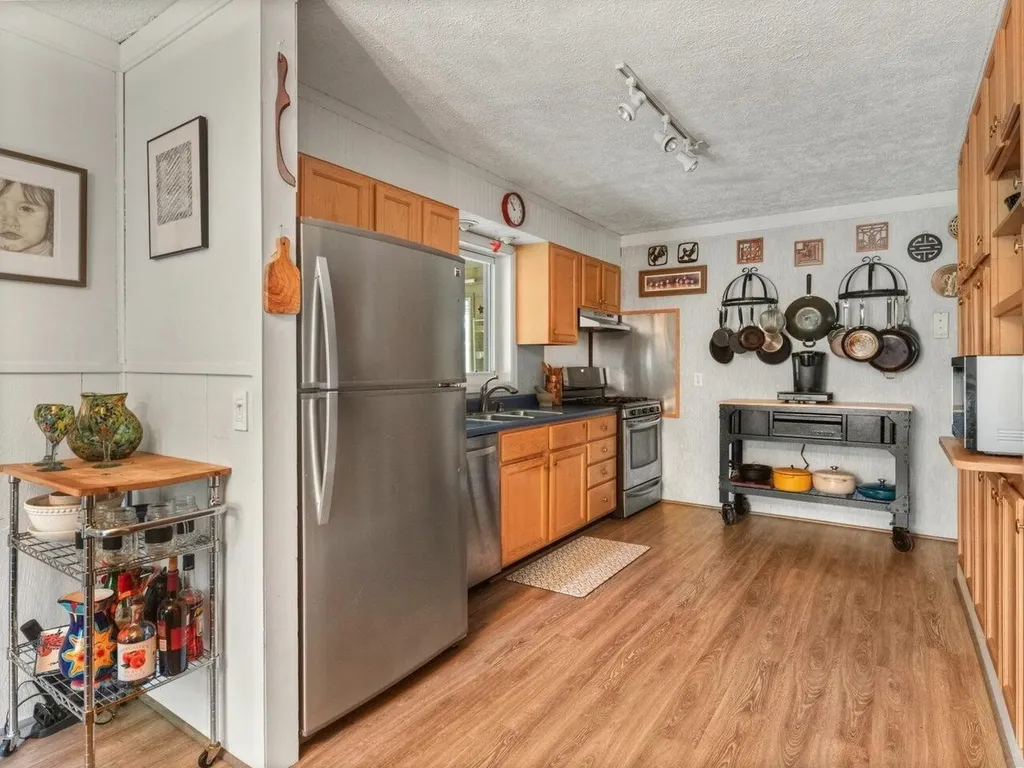 196 Bellevue Street Winooski VT 05404