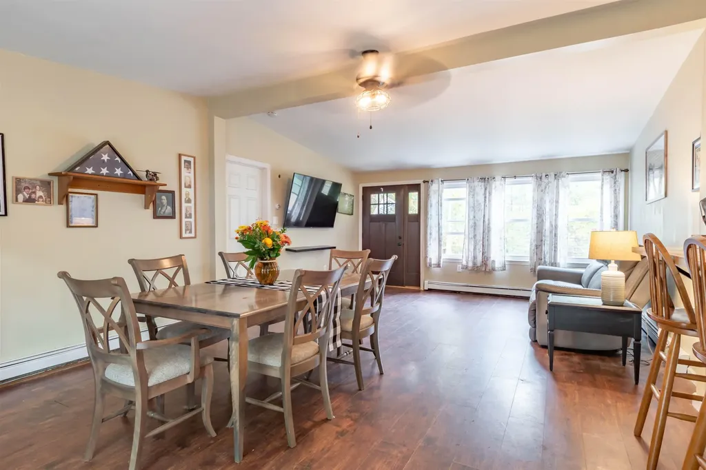 87 Mooar Hill Road Hollis NH 03049