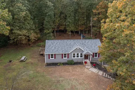 87 Mooar Hill Road Hollis NH 03049
