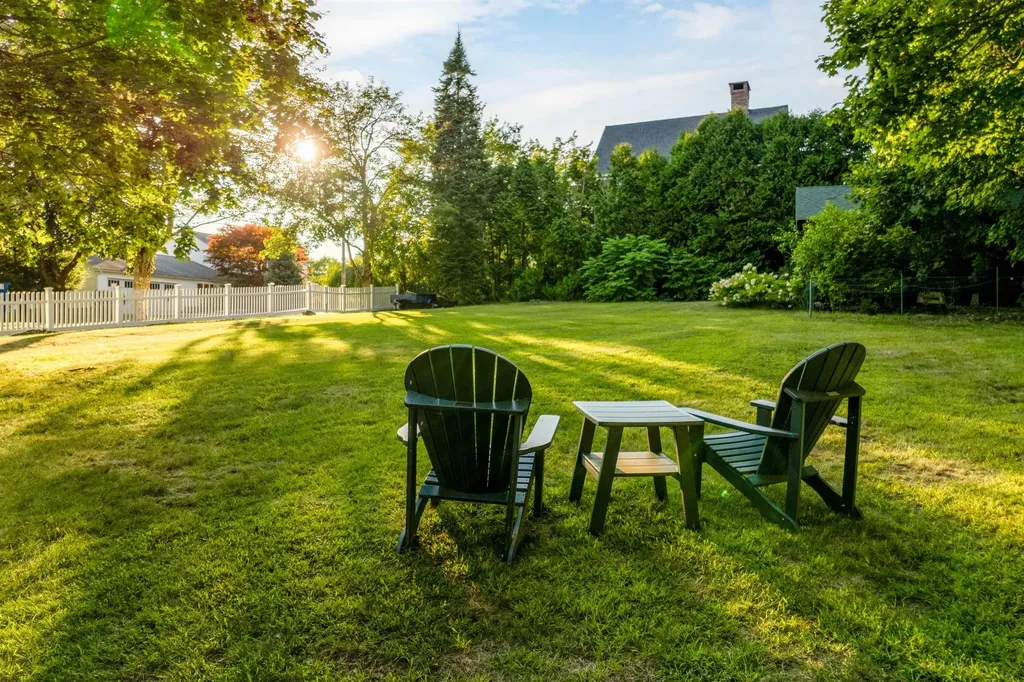 45 Pleasant Street Wolfeboro NH 03894