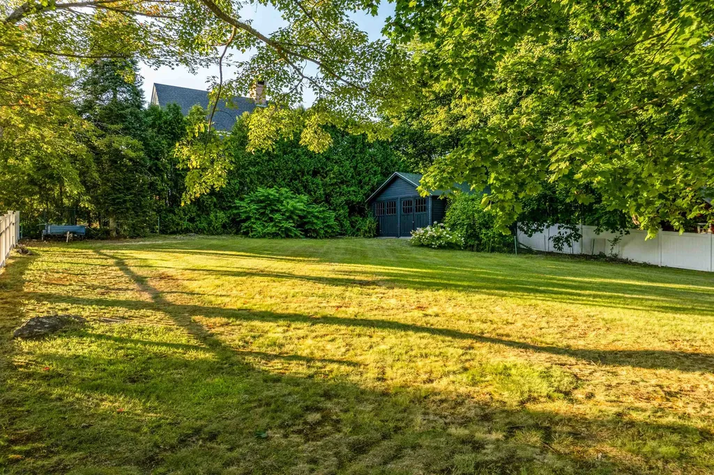 45 Pleasant Street Wolfeboro NH 03894