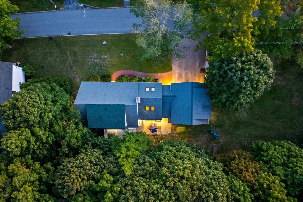 45 Pleasant Street Wolfeboro NH 03894