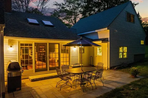 45 Pleasant Street Wolfeboro NH 03894
