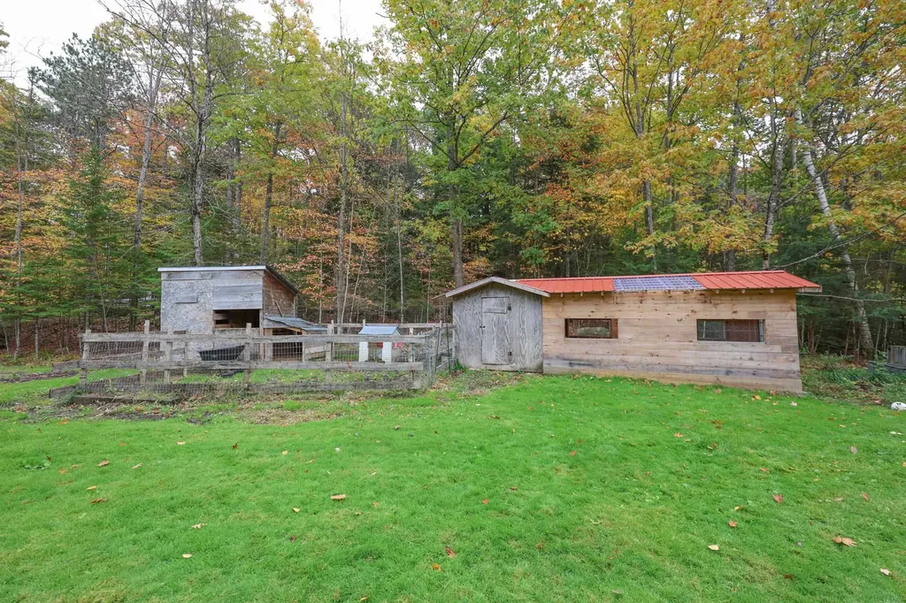 449 Pine Hill Road Croydon NH 03773