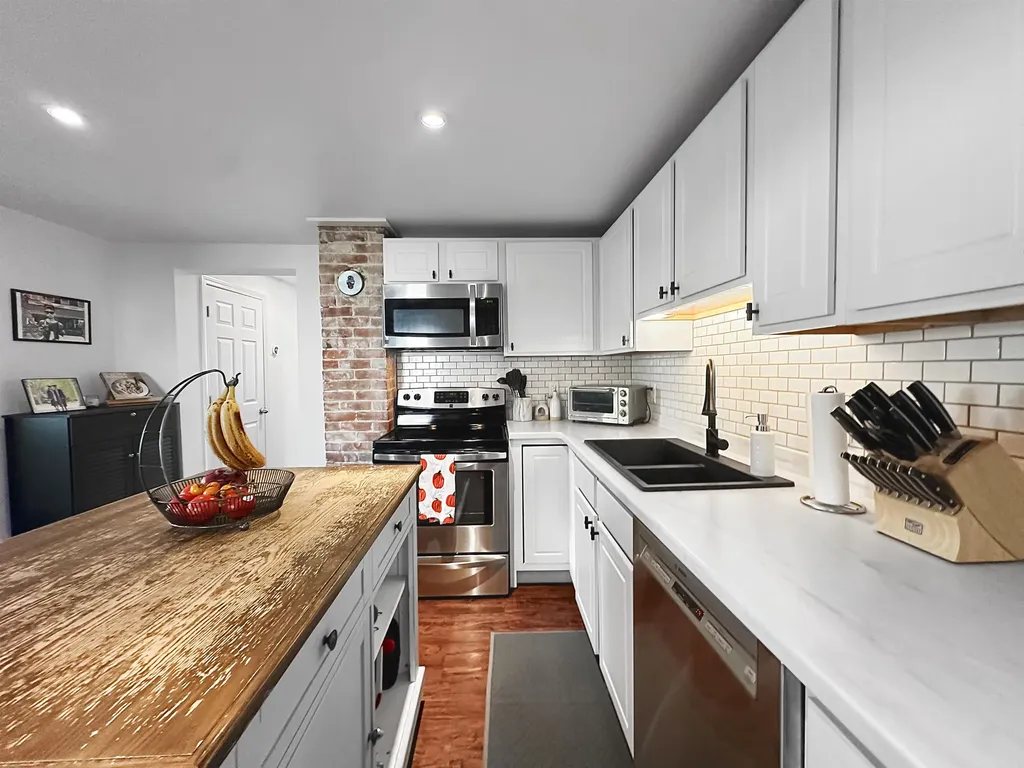 10 Clark Street Lebanon NH 03766