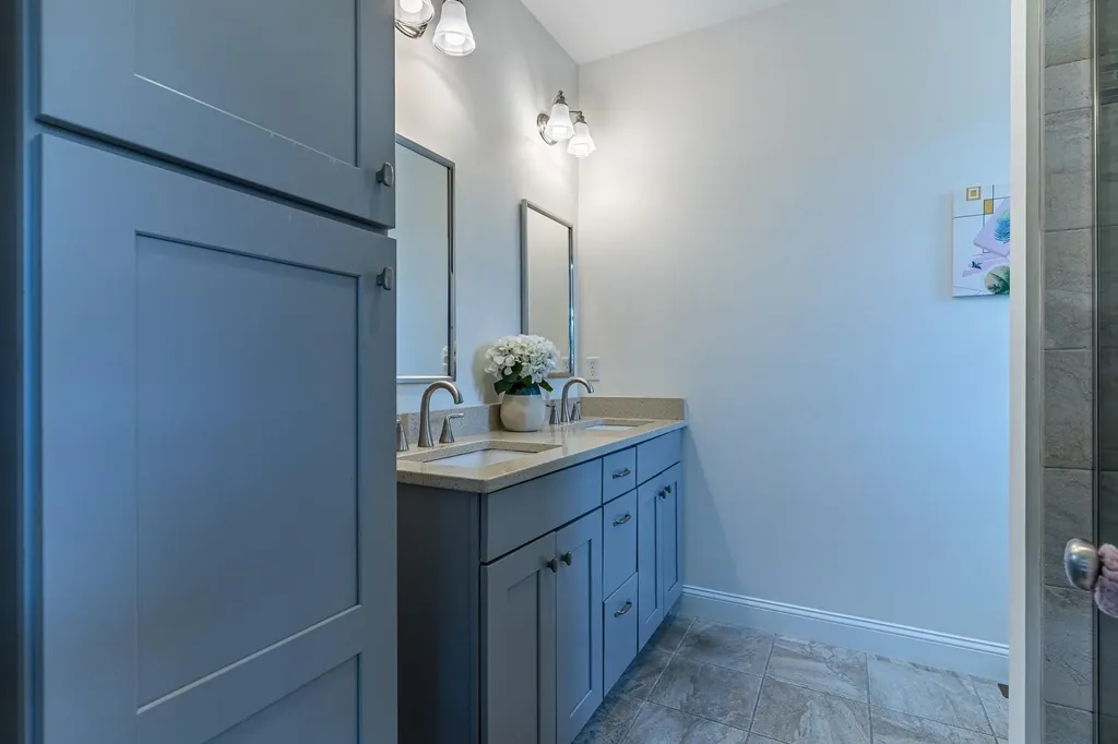 7 Daybreak Drive Newmarket NH 03857