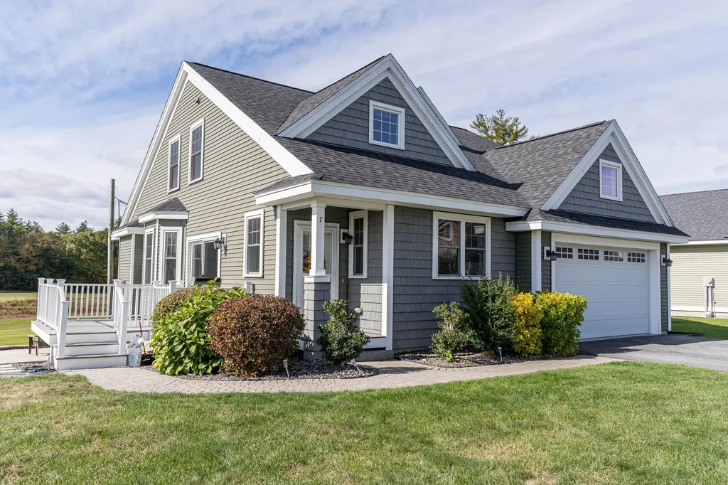 7 Daybreak Drive Newmarket NH 03857