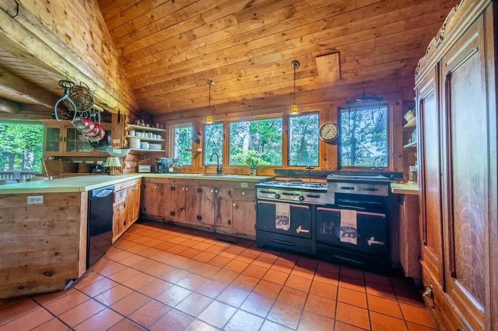 125 Old Blaisdell Road Sutton NH 03273