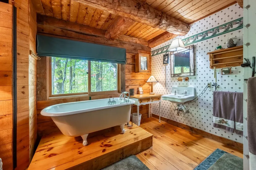 125 Old Blaisdell Road Sutton NH 03273