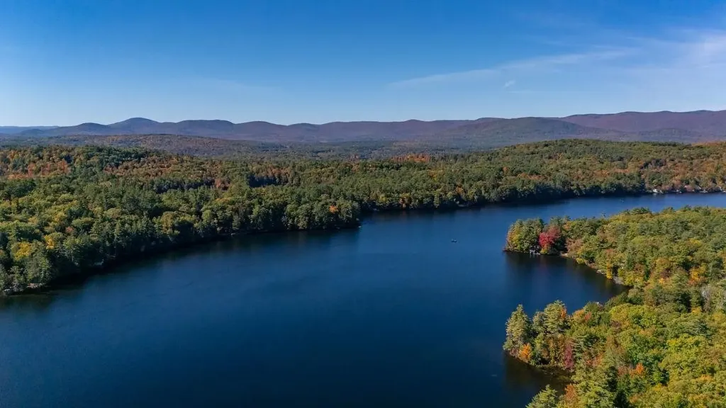 125 Old Blaisdell Road Sutton NH 03273