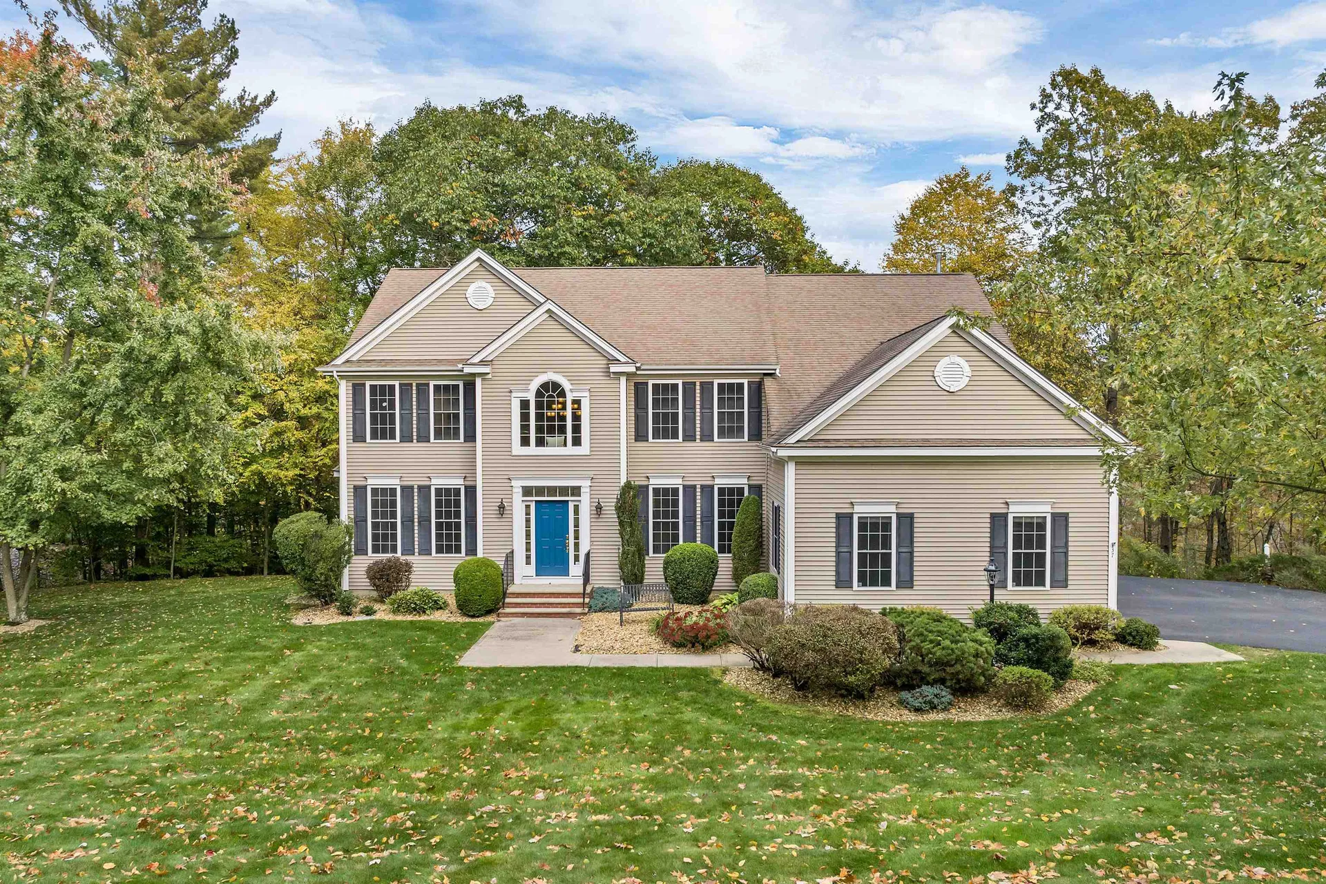 37 Pondfield Road Bedford NH 03110