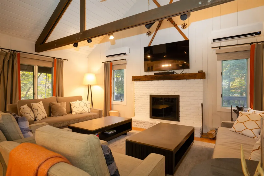 11 Todd Hill Road Winhall VT 05340