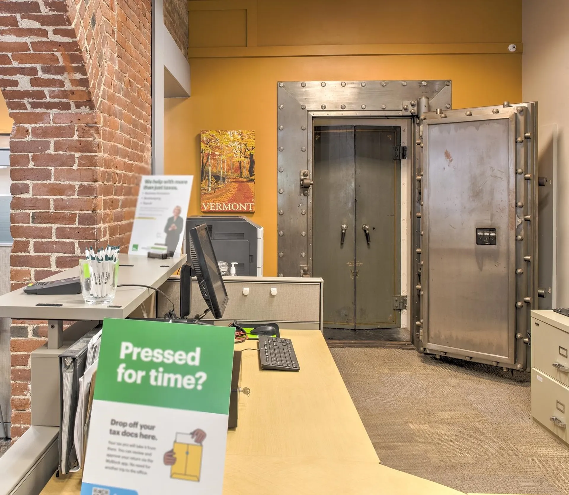 39-41 The Square Rockingham VT 05101