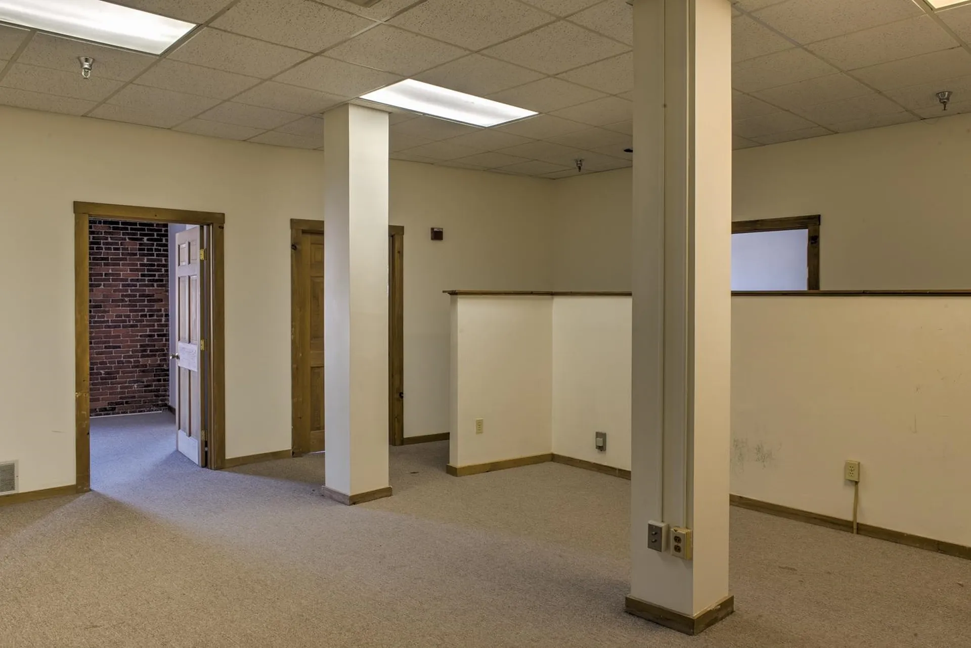 39-41 The Square Rockingham VT 05101