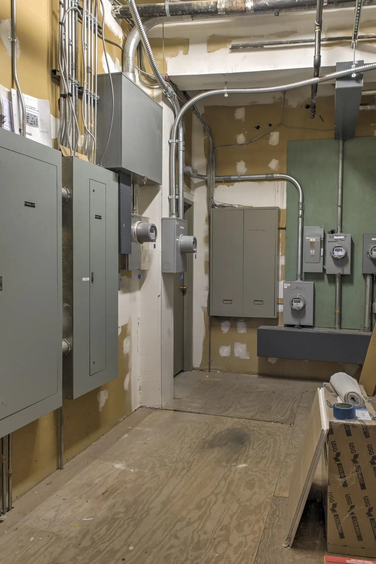 39-41 The Square Rockingham VT 05101