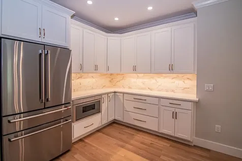 2 White Cedar Way Newton NH 03858