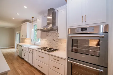 2 White Cedar Way Newton NH 03858