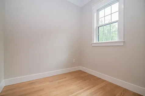 2 White Cedar Way Newton NH 03858