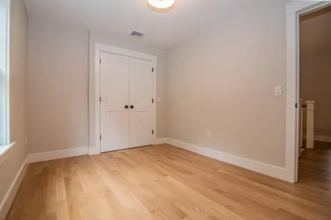 2 White Cedar Way Newton NH 03858