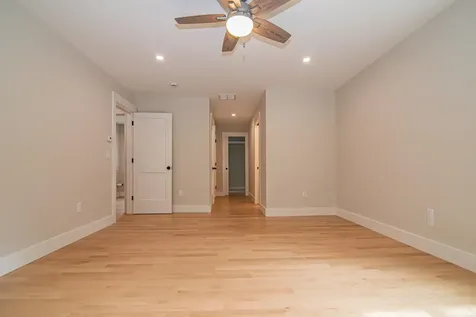 2 White Cedar Way Newton NH 03858