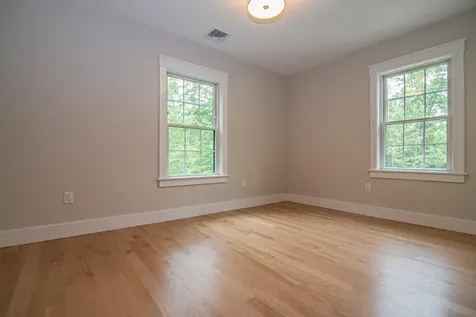 2 White Cedar Way Newton NH 03858