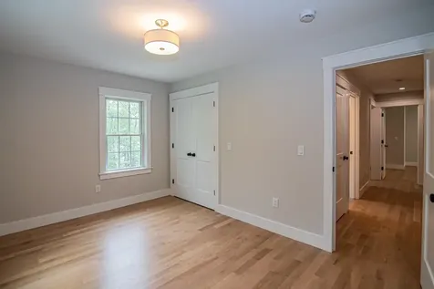 2 White Cedar Way Newton NH 03858