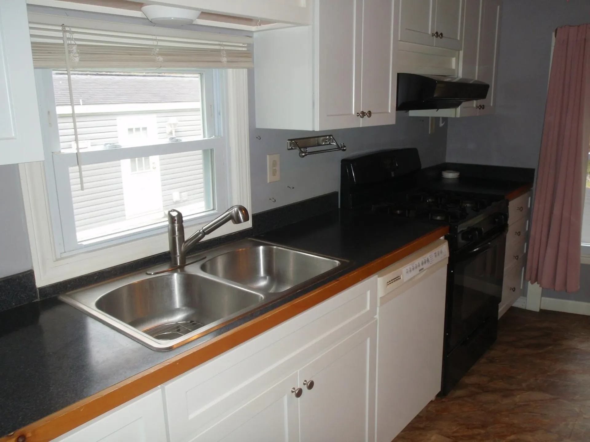 6 Hewitt Drive Enfield NH 03748