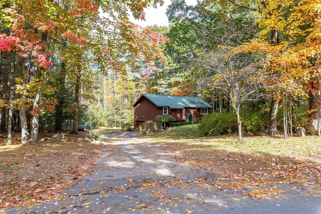 6 David Drive Hudson NH 03051-3101