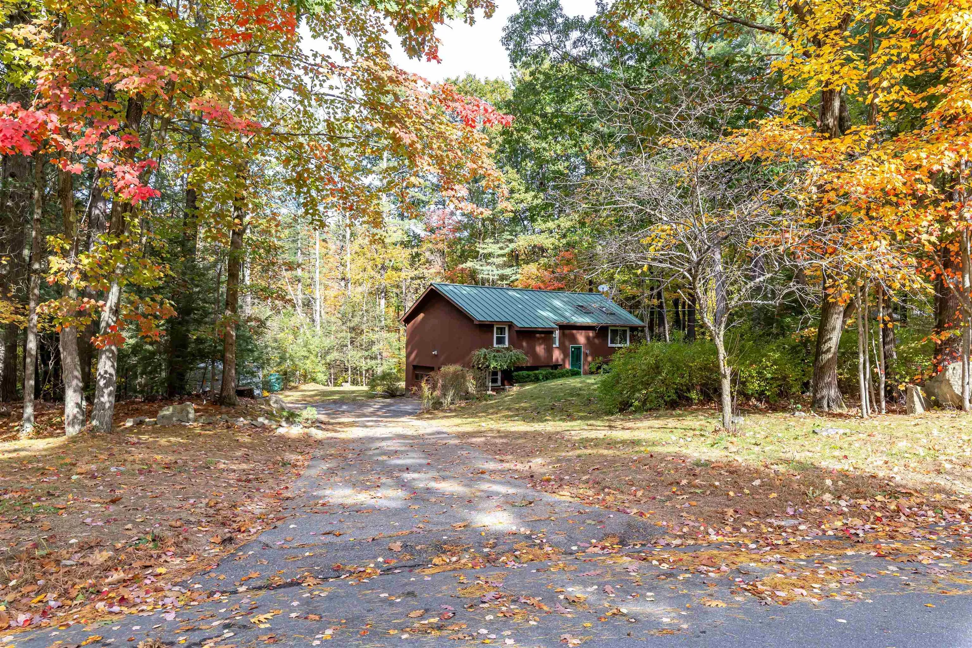 6 David Drive Hudson NH 03051-3101