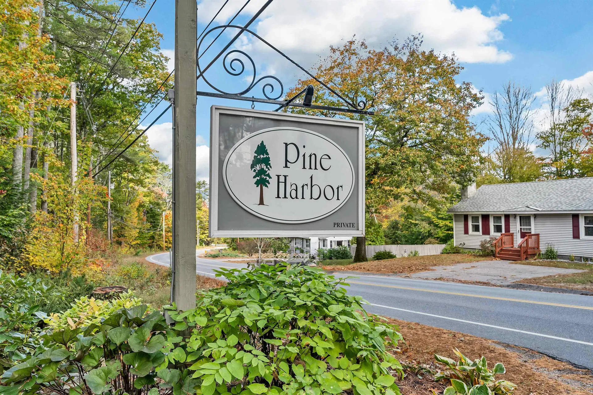 40 Harbor Way Wolfeboro NH 03895