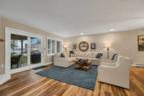40 Harbor Way Wolfeboro NH 03895