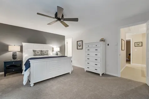 40 Harbor Way Wolfeboro NH 03895
