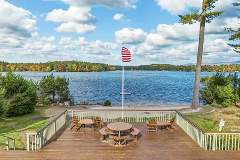 40 Harbor Way Wolfeboro NH 03895