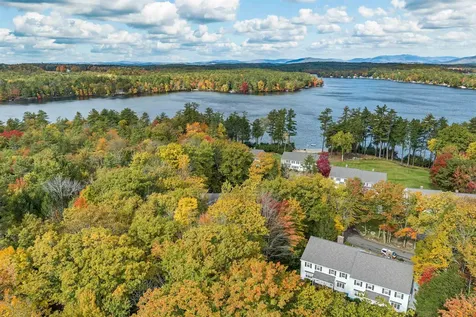 40 Harbor Way Wolfeboro NH 03895