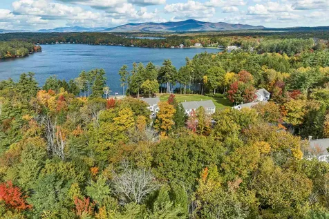 40 Harbor Way Wolfeboro NH 03895