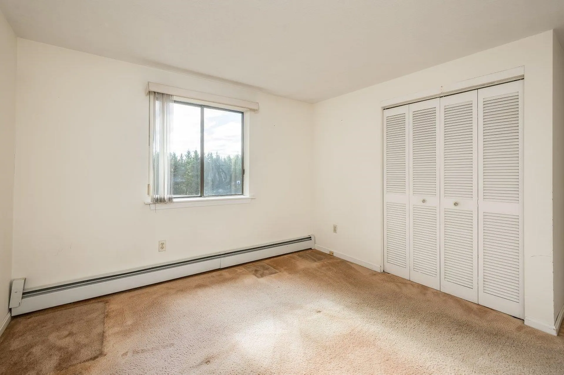 12 Fisher Drive Epping NH 03042