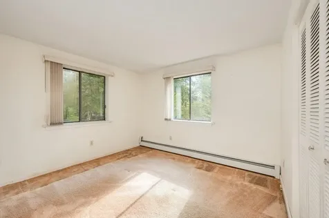 12 Fisher Drive Epping NH 03042