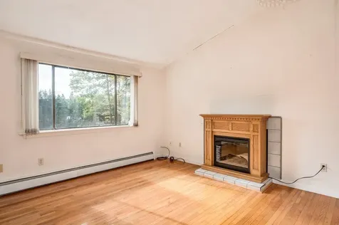 12 Fisher Drive Epping NH 03042