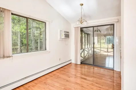 12 Fisher Drive Epping NH 03042