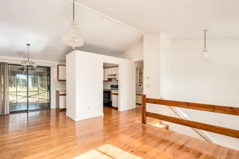 12 Fisher Drive Epping NH 03042