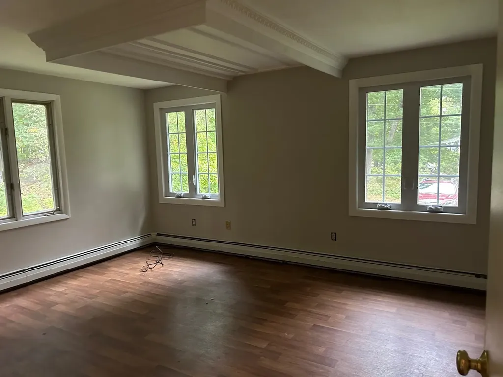 3 Yellow Wood Drive Pelham NH 03076
