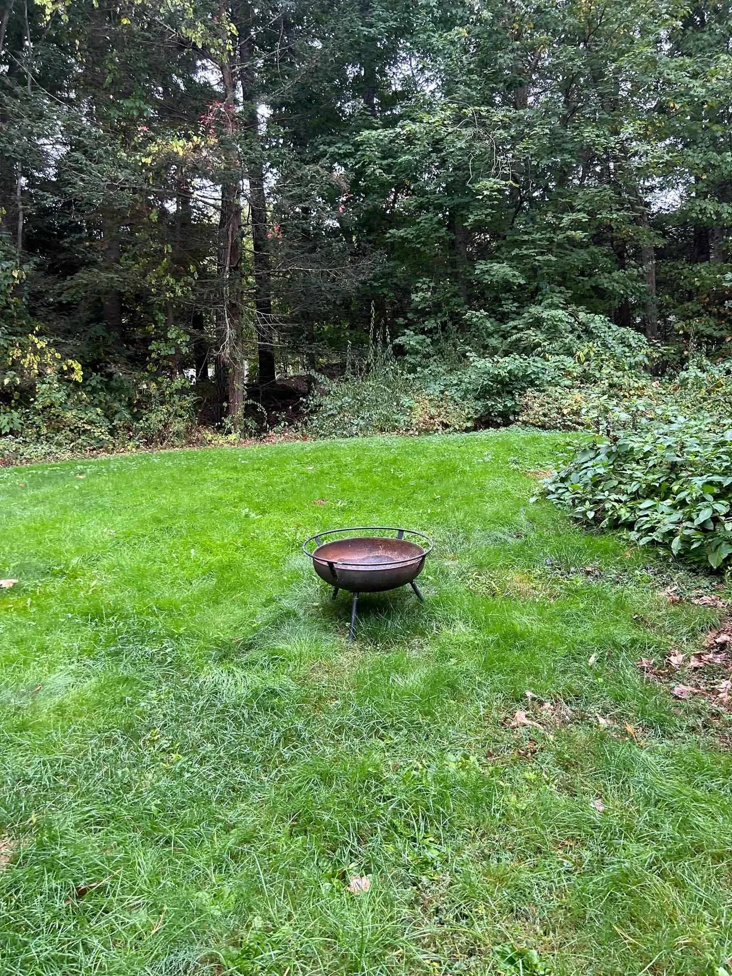 3 Yellow Wood Drive Pelham NH 03076