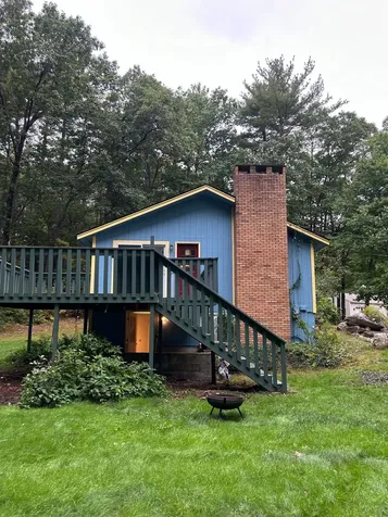 3 Yellow Wood Drive Pelham NH 03076