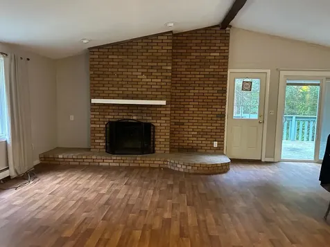 3 Yellow Wood Drive Pelham NH 03076